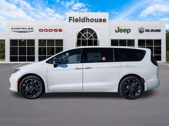 New 2026 Chrysler Pacifica Select image 10