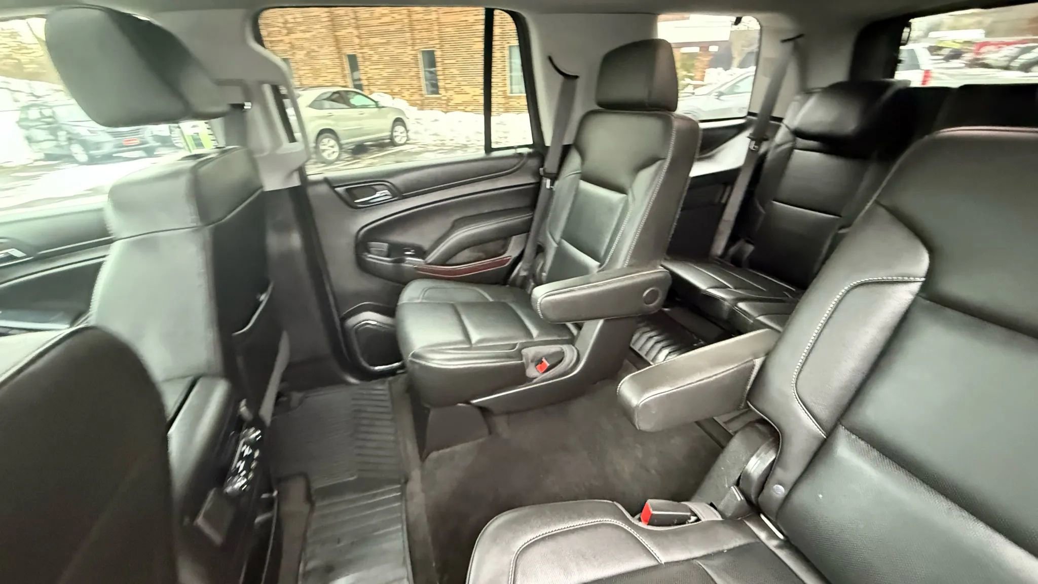 Used 2018 GMC Yukon SLT w/ Open Road Package image 28