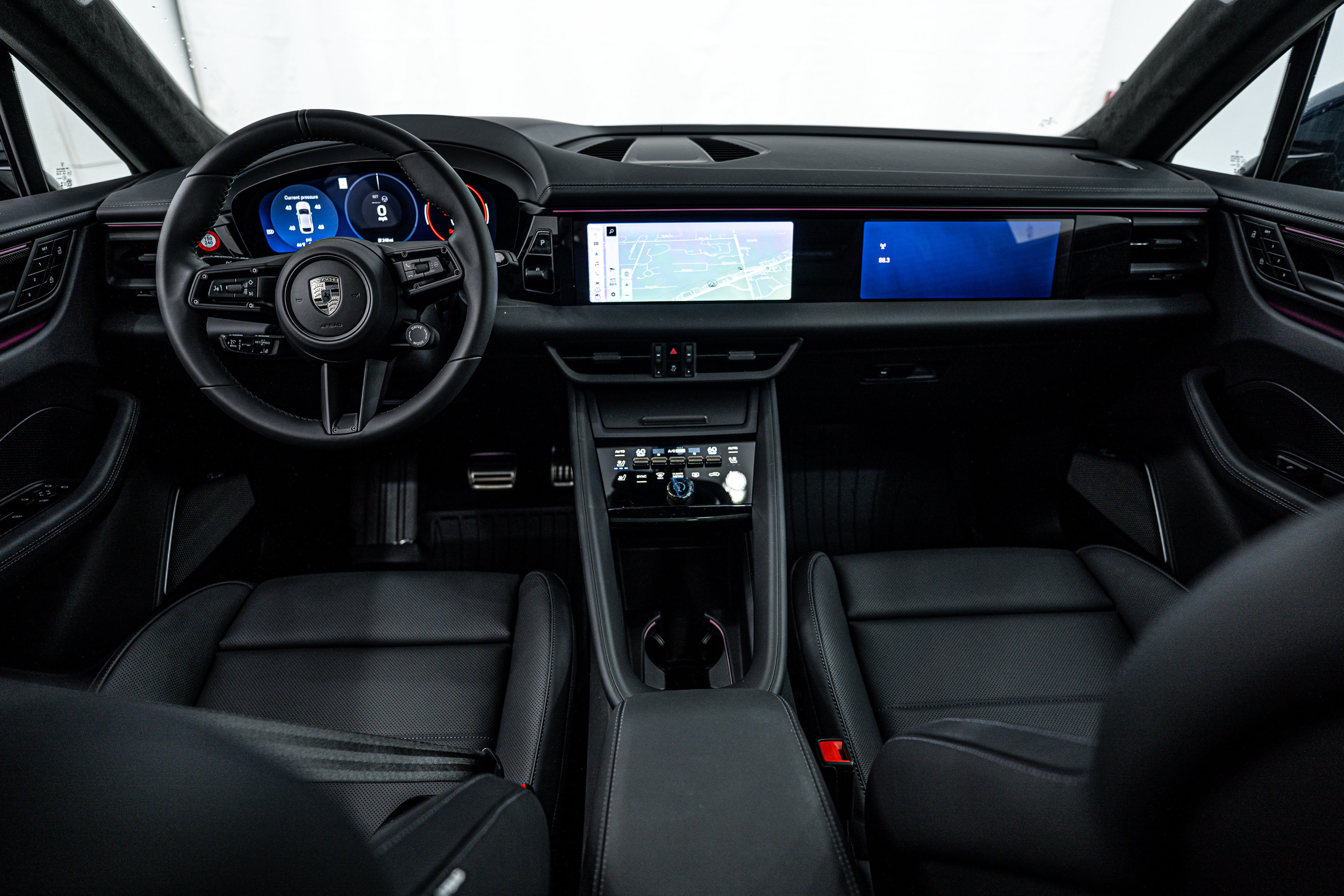 New 2025 Porsche Macan Turbo Electric image 10