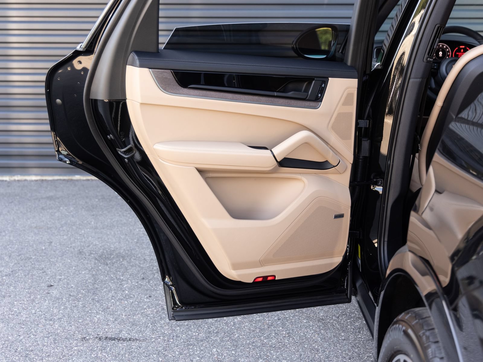 New 2026 Porsche Cayenne AWD/4WD image 25