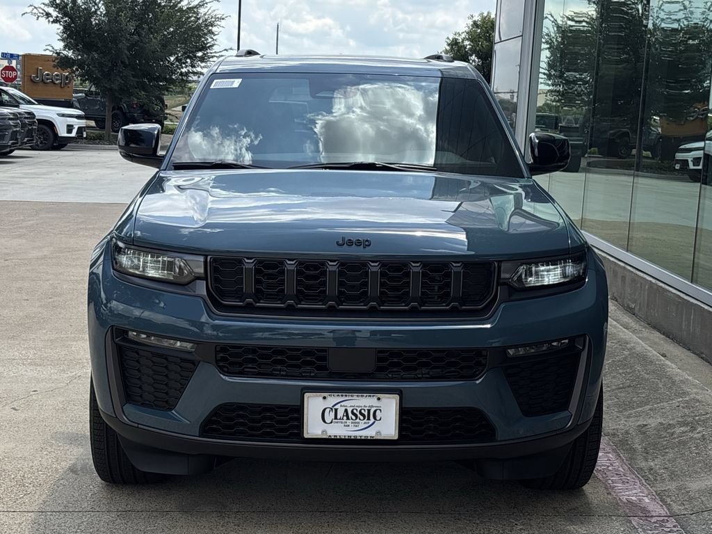 New 2026 Jeep Grand Cherokee Limited w/ Limited Altitude Package AWD/4WD image 6