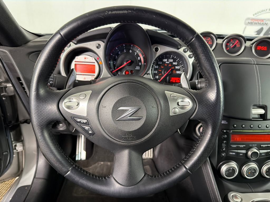 Used 2009 Nissan 370Z Touring w/ Aerodynamics Pkg image 19