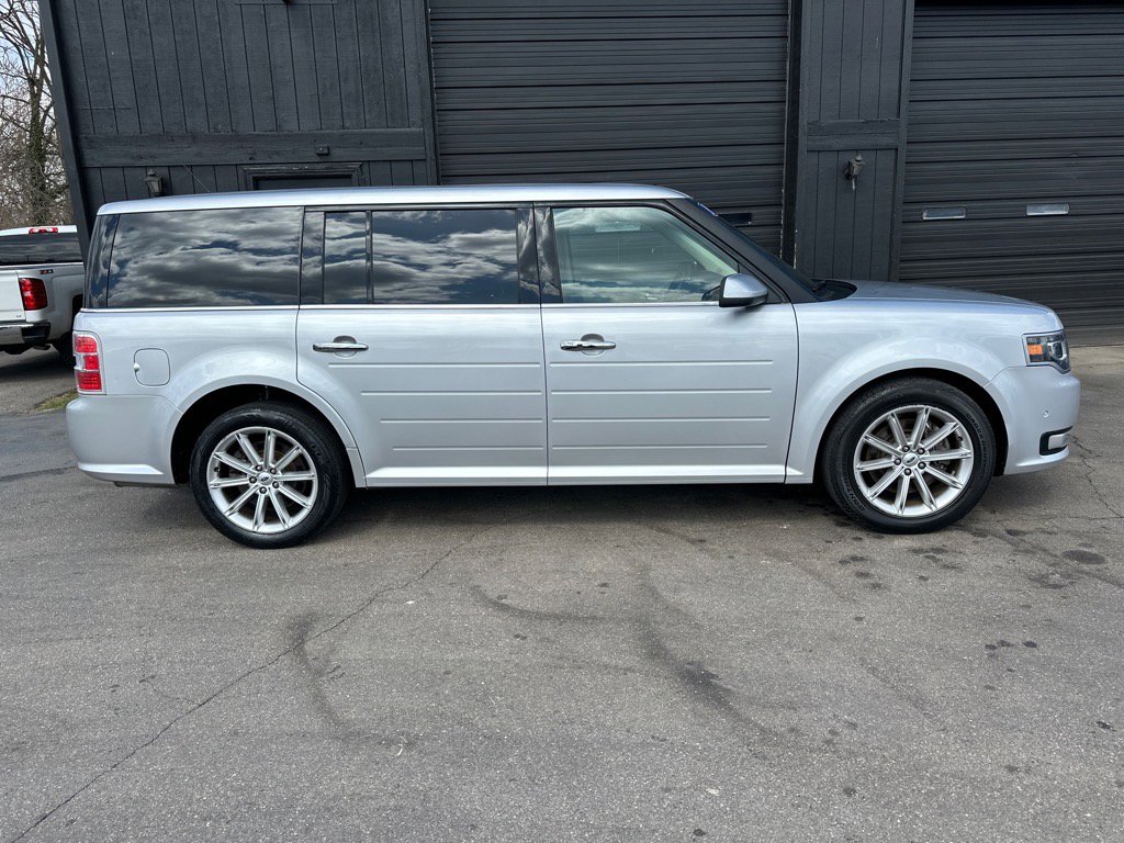 Used 2019 Ford Flex Limited w/ Equipment Group 301A image 2