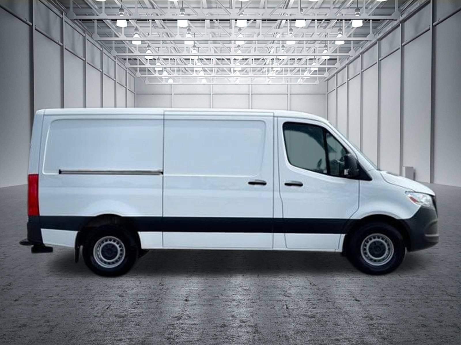 Used 2021 Mercedes-Benz Sprinter 2500 image 5
