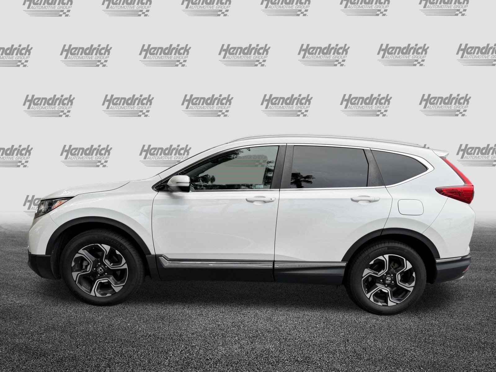 Used 2019 Honda CR-V Touring image 6