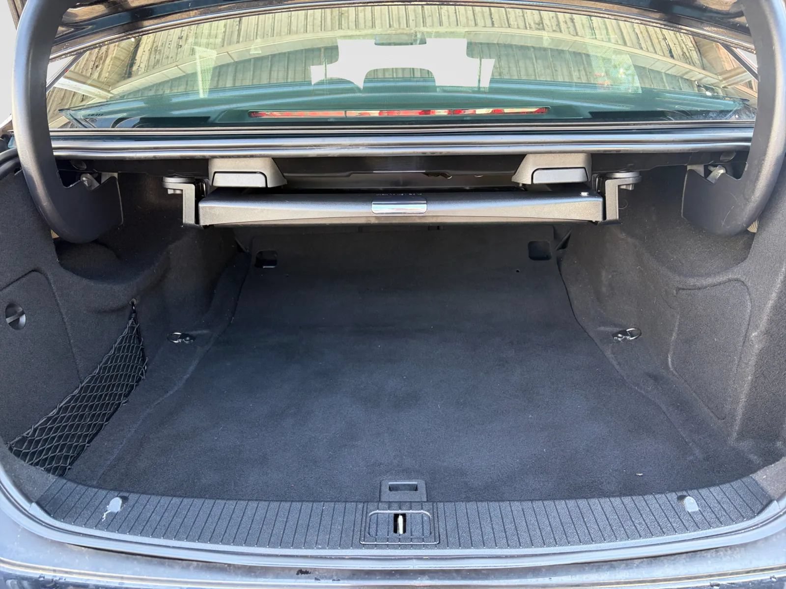 Used 2014 Mercedes-Benz E 550 4MATIC Sedan image 16