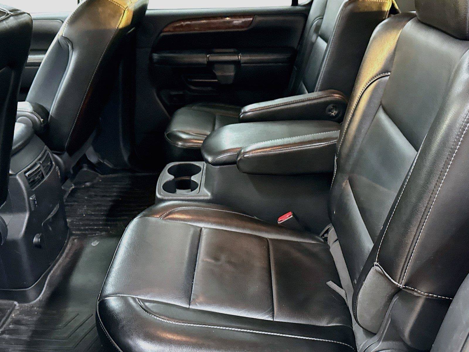 Used 2013 Nissan Armada Platinum AWD/4WD image 5