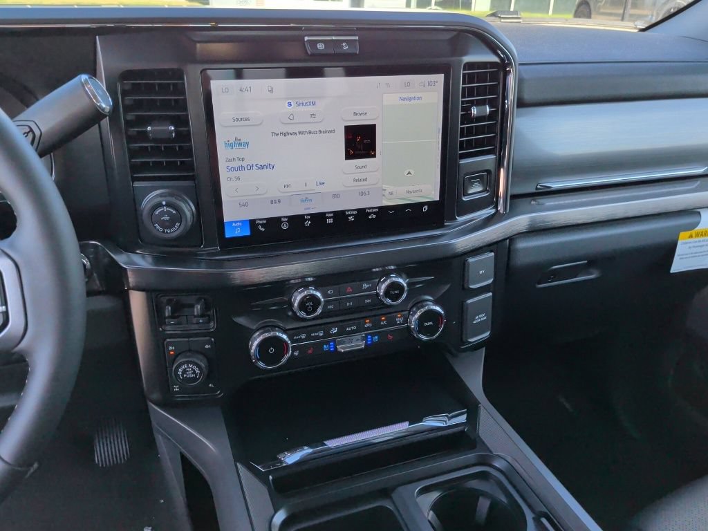 New 2027 Ford F250 Lariat w/ Tremor Off-Road Package AWD/4WD image 24