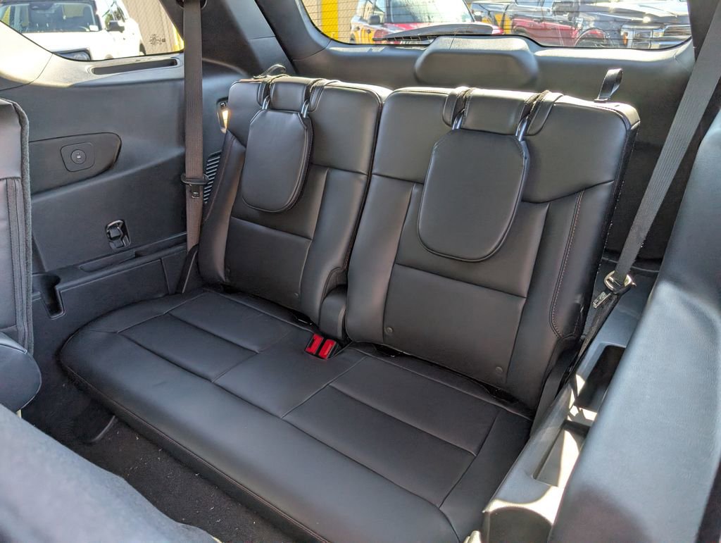 New 2026 Ford Explorer ST-Line w/ ST-Line Street Pack image 6