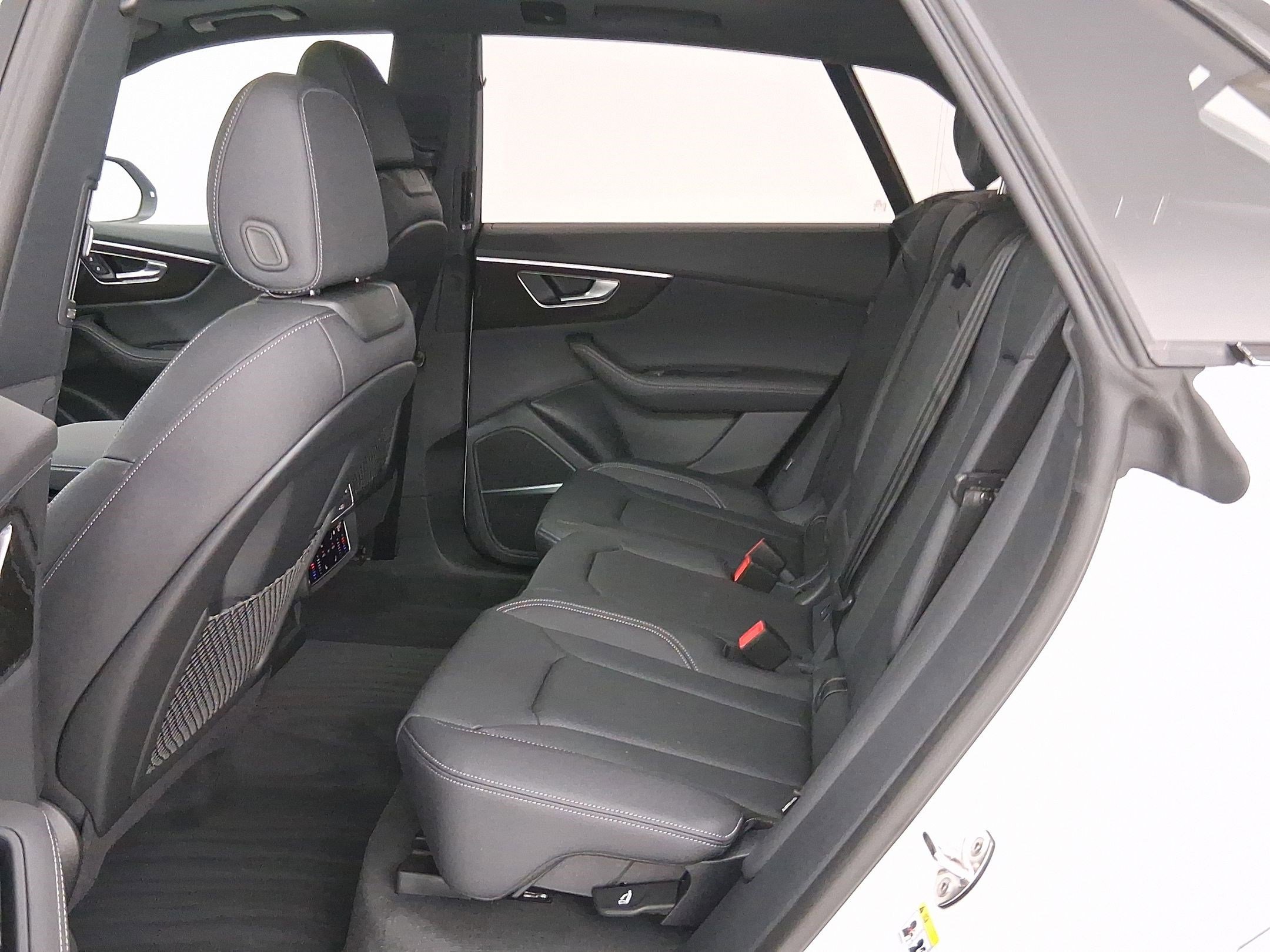 New 2026 Audi Q8 Premium Plus image 13