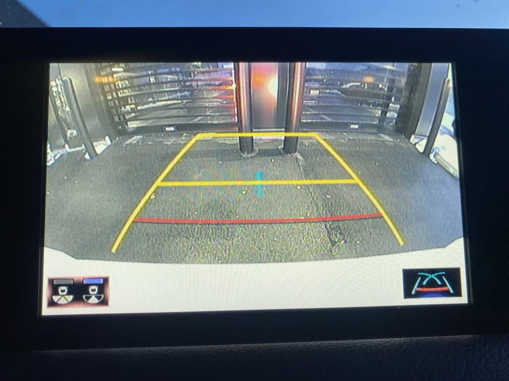 Used 2022 Lexus IS 350 F Sport image 21