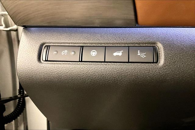 New 2025 Nissan Pathfinder Platinum w/ Lighting Package (N93) image 29