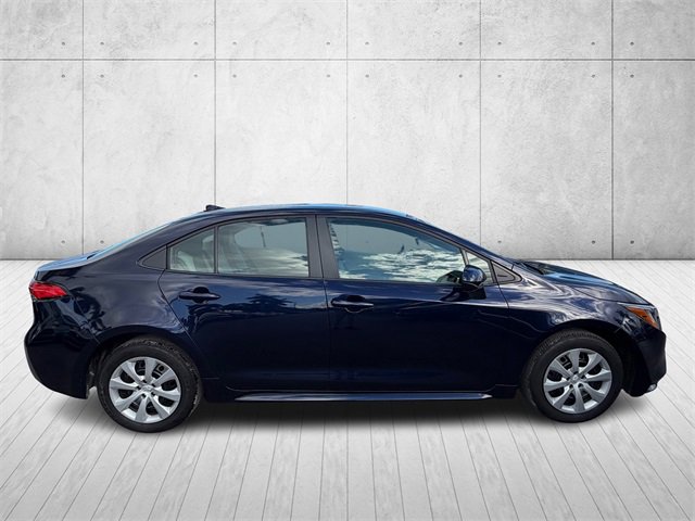 Used 2023 Toyota Corolla LE image 4