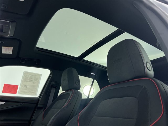 Used 2025 Chevrolet Blazer EV RS image 18