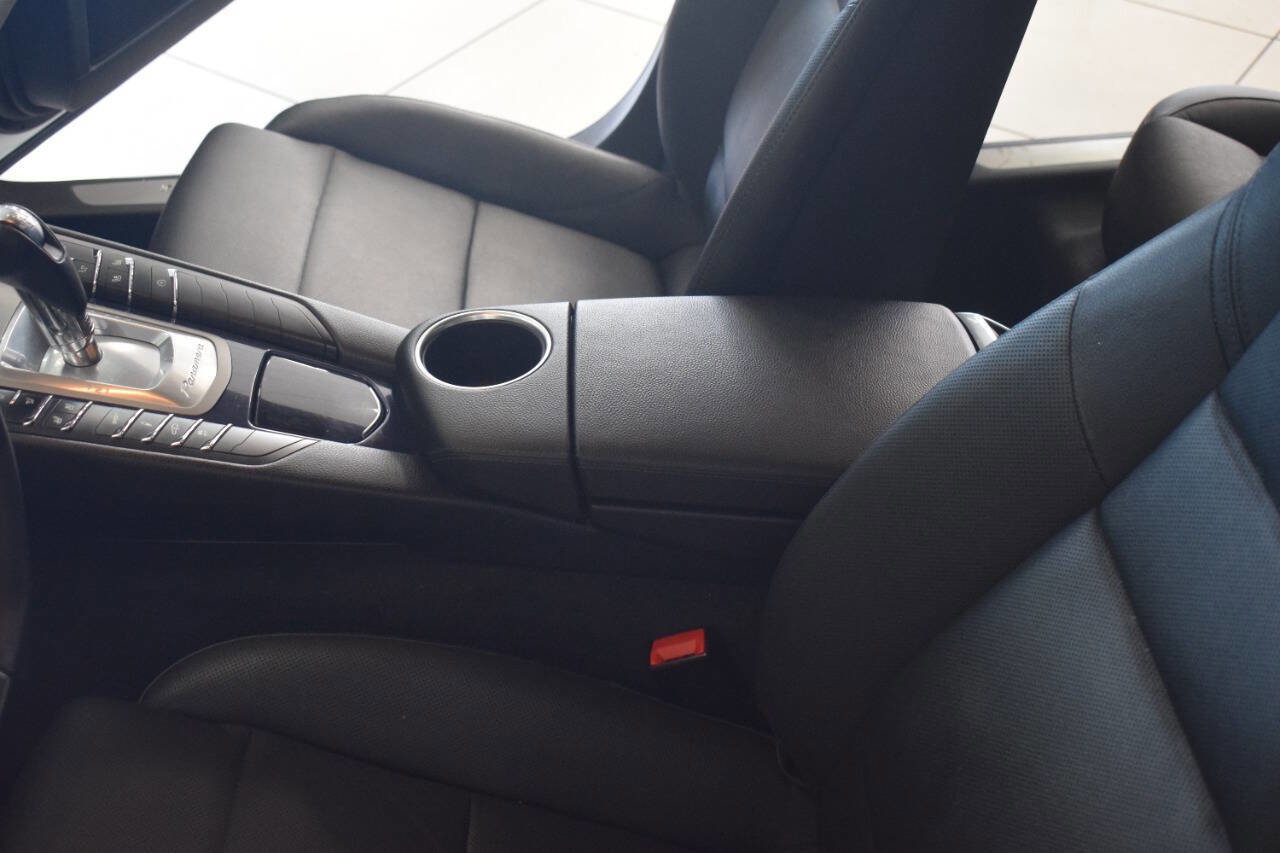 Used 2014 Porsche Panamera 4 image 56