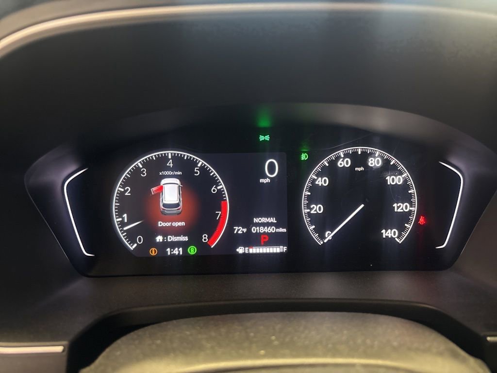 Used 2025 Honda Pilot Sport image 2