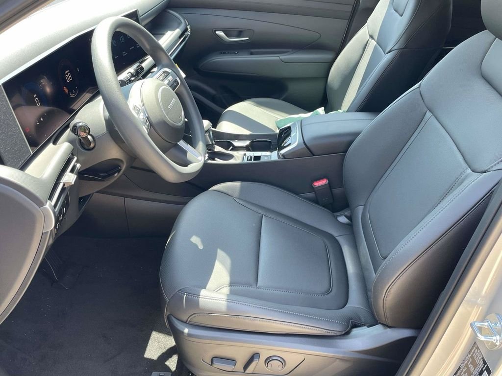 New 2026 Hyundai Tucson SEL Plus w/ Tow & Go Package FWD image 15