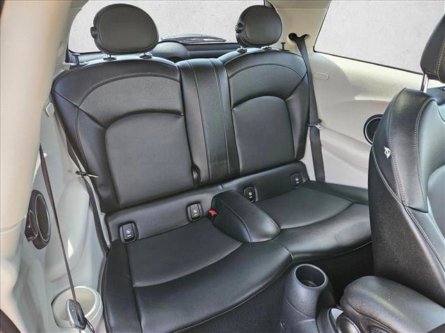 Used 2015 MINI Cooper S image 24