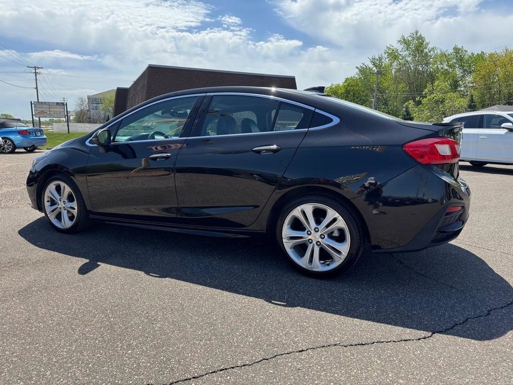 Used 2017 Chevrolet Cruze Premier FWD image 8