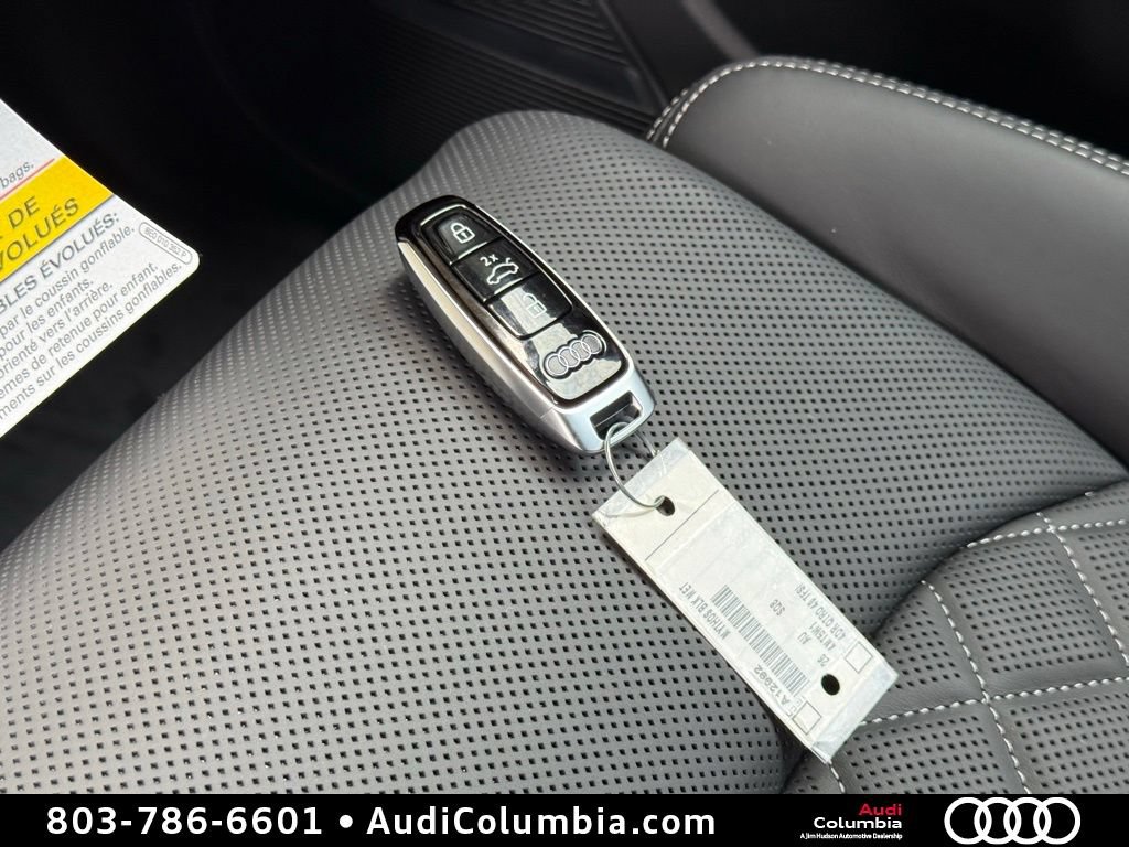 New 2026 Audi SQ8 Prestige AWD/4WD image 33