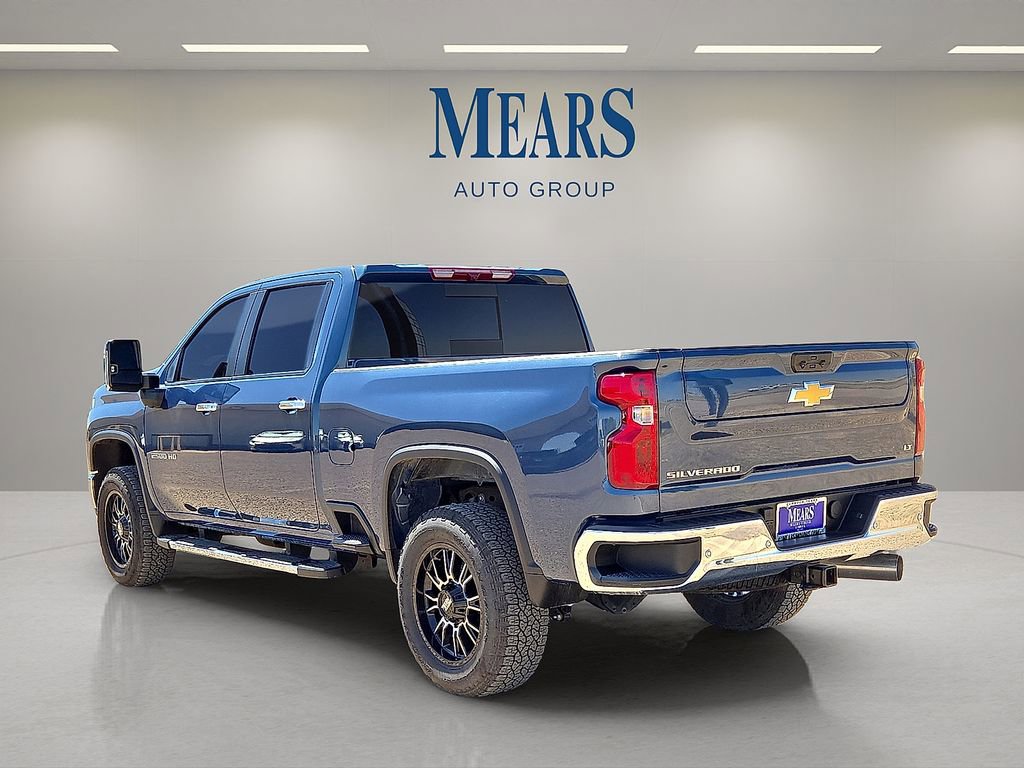 Used 2025 Chevrolet Silverado 2500 LT w/ All Star Edition image 3