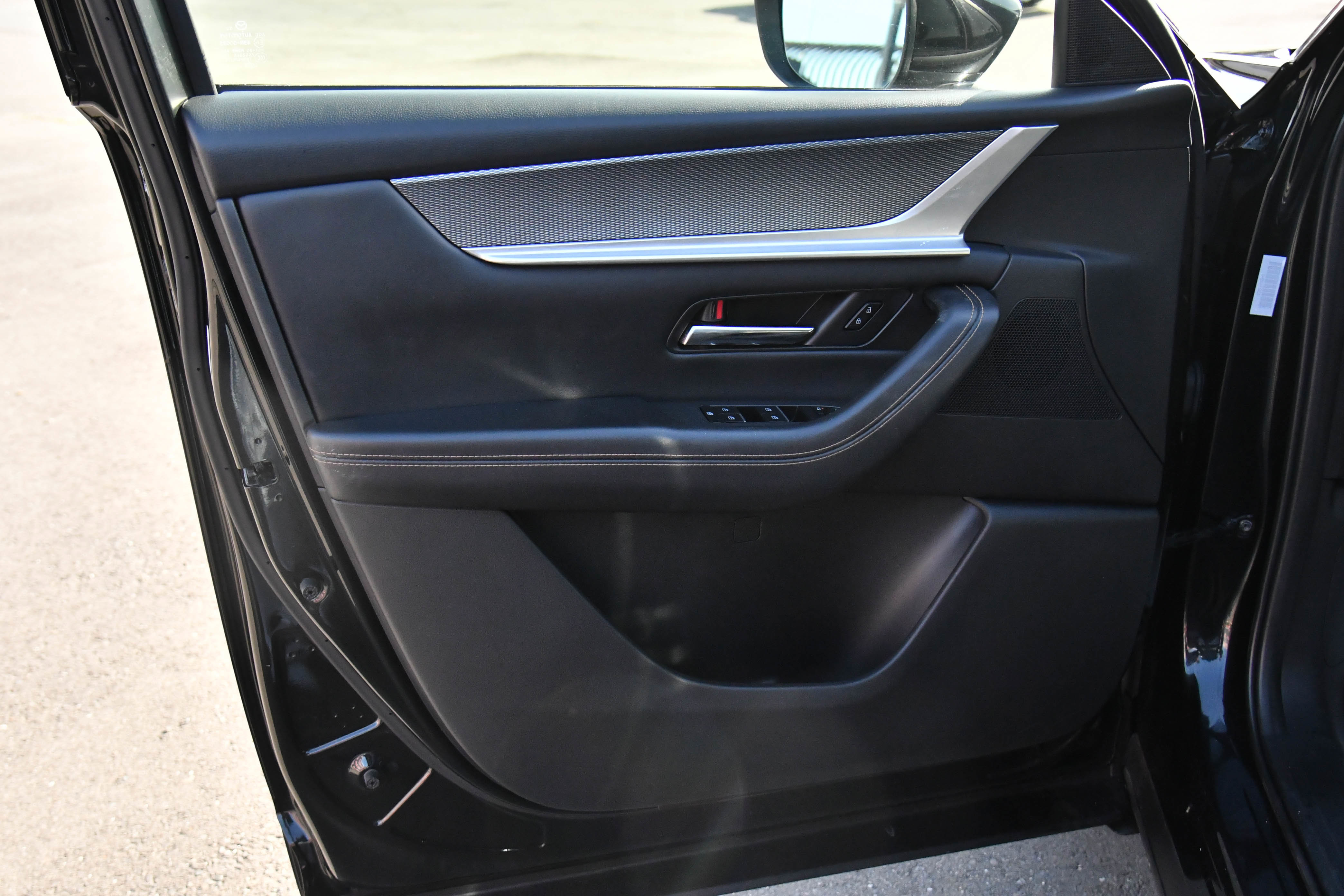 Used 2024 MAZDA CX-90 3.3 Turbo w/ Preferred Plus AWD/4WD image 14