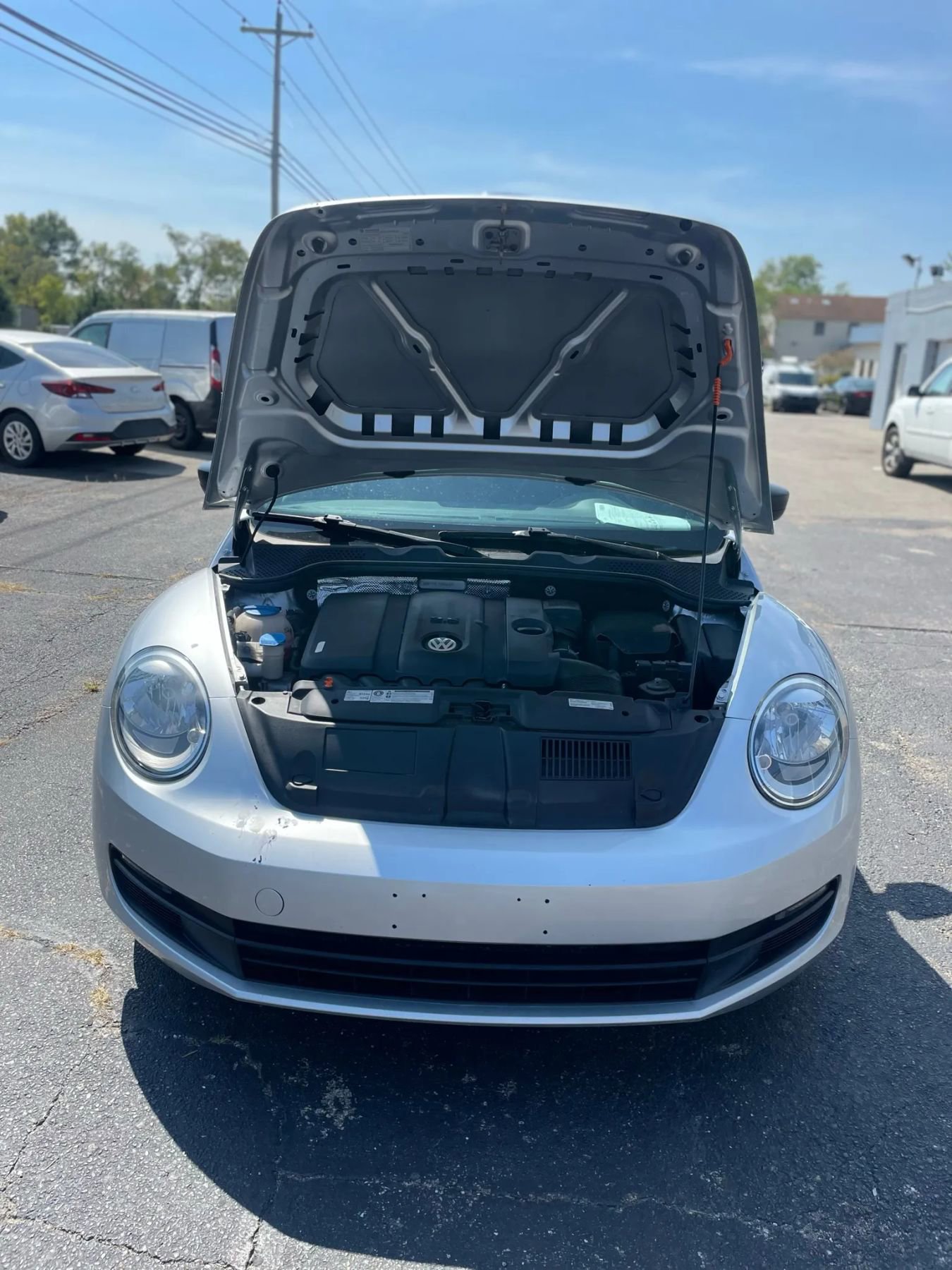 Used 2012 Volkswagen Beetle 2.5 image 11