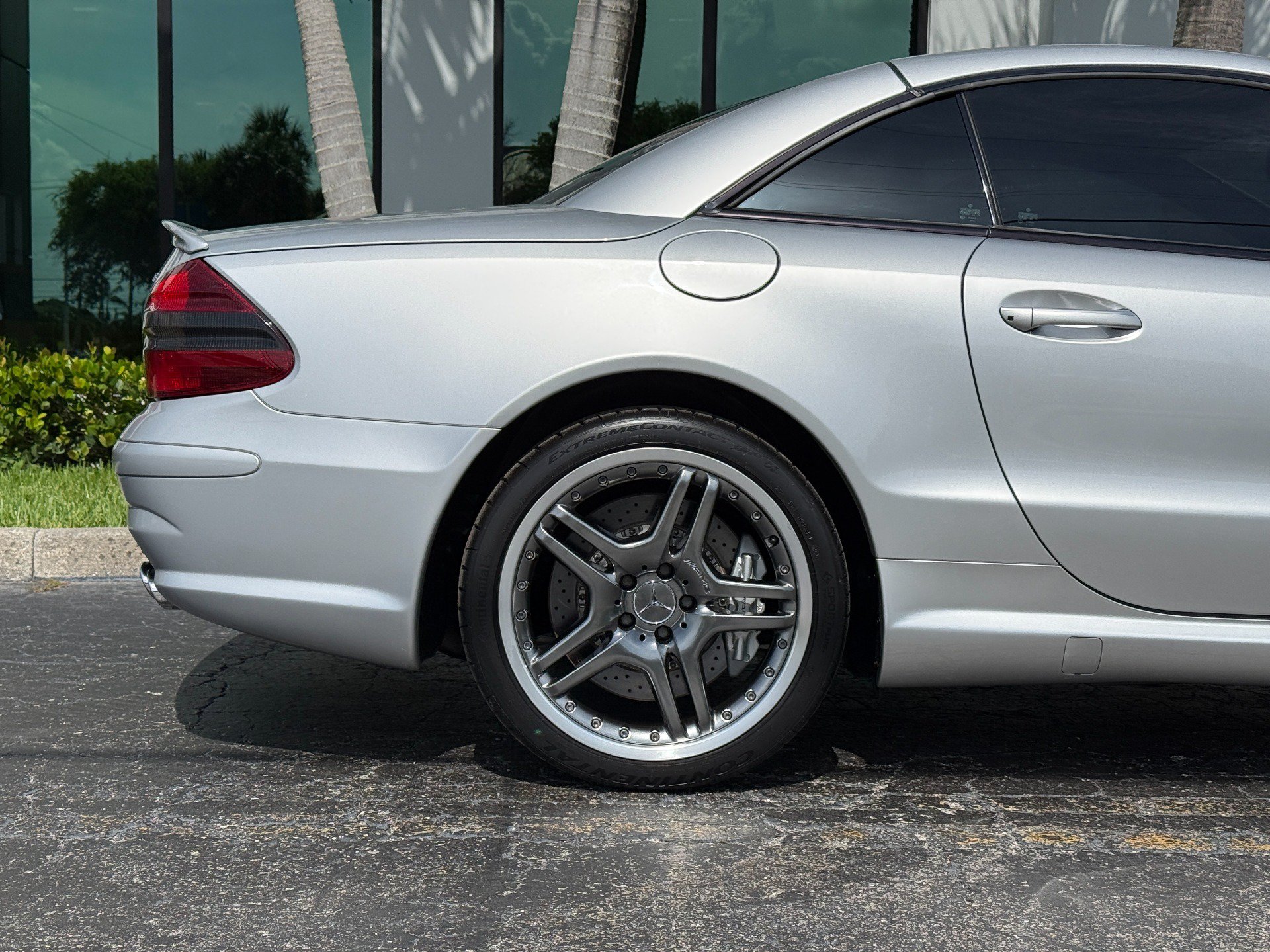 Used 2005 Mercedes-Benz SL 65 AMG image 38
