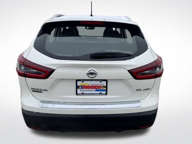 Used 2022 Nissan Rogue Sport SL w/ Premium Package image 4