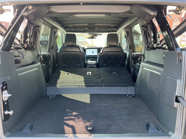 Used 2025 Ford Bronco Badlands image 32