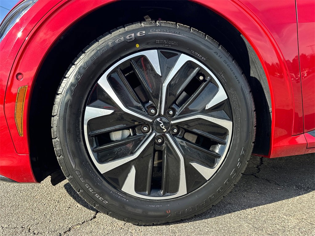 Used 2023 Kia EV6 GT-Line w/ GT-Line Suede Seat Package image 12