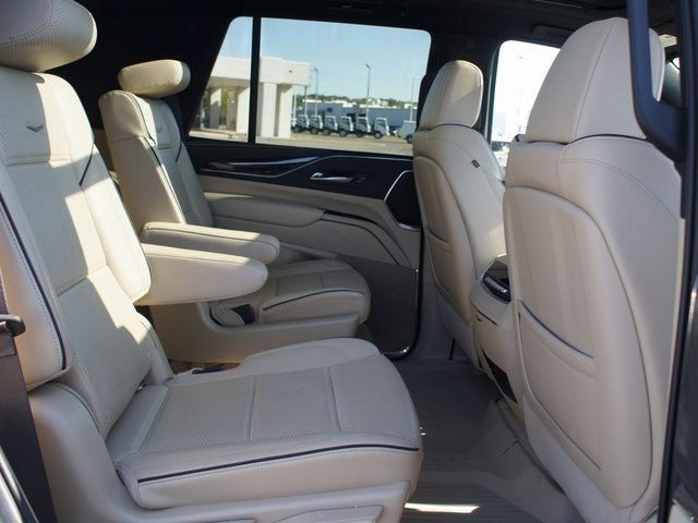 Certified 2022 Cadillac Escalade Premium Luxury w/ LPO, Floor Liner Package image 24