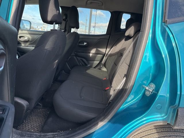 Used 2022 Jeep Renegade Latitude w/ Convenience Group image 14