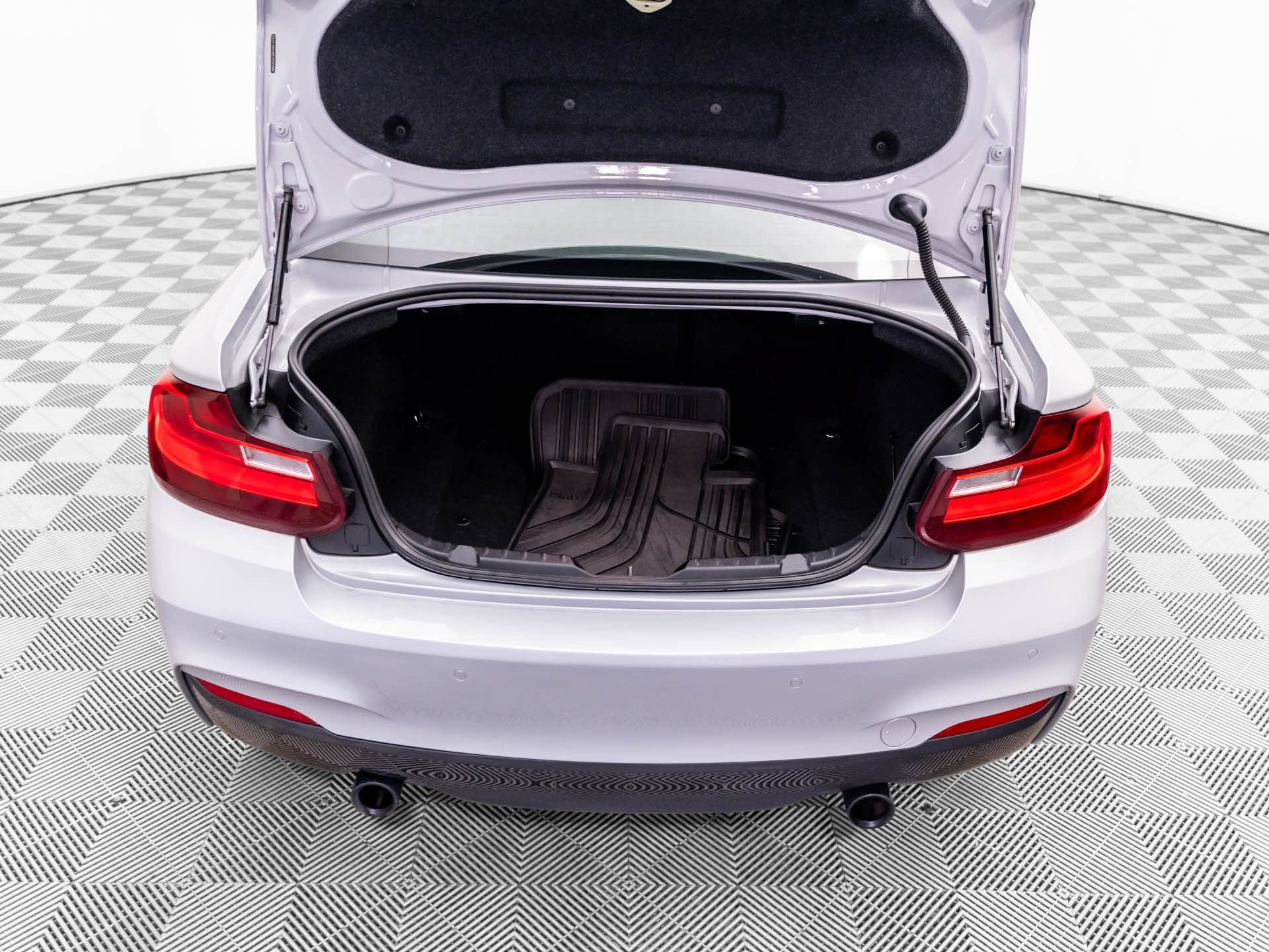 Used 2017 BMW M240i xDrive Coupe AWD/4WD image 28