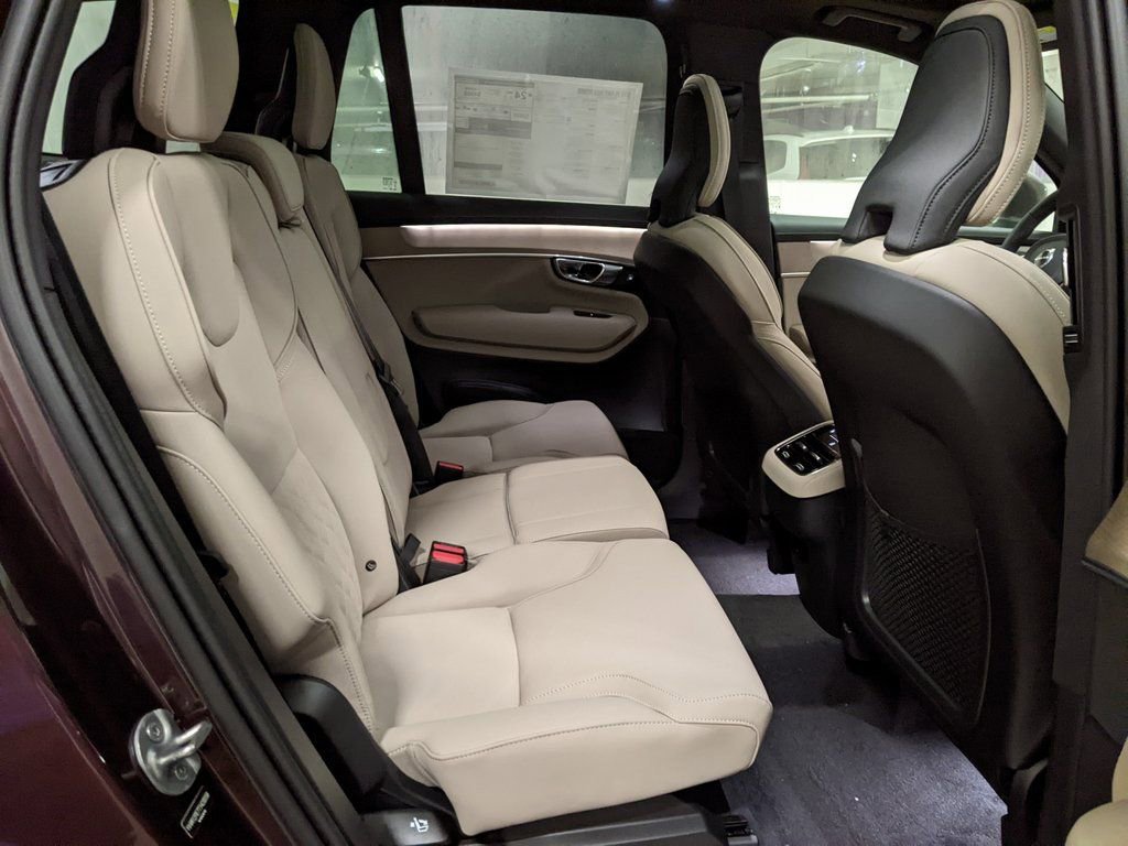 New 2026 Volvo XC90 B5 Plus image 25