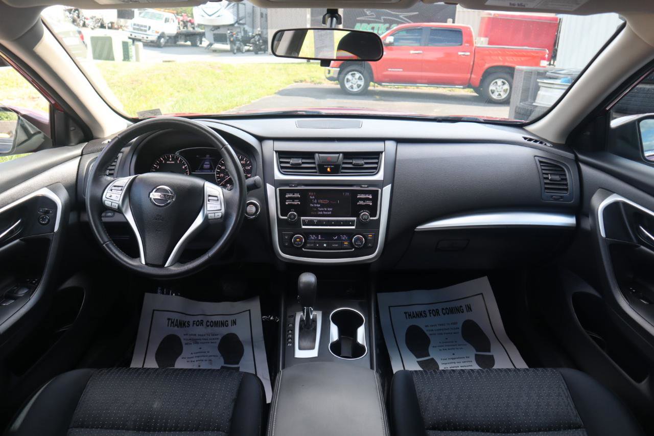 Used 2016 Nissan Altima 2.5 SV FWD image 51