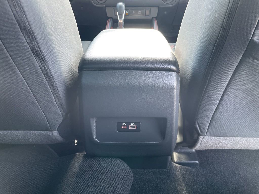 Used 2025 Nissan Frontier PRO-4X AWD/4WD image 34