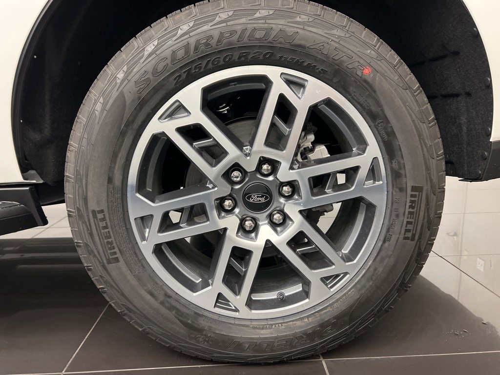 New 2025 Ford Expedition Active image 7