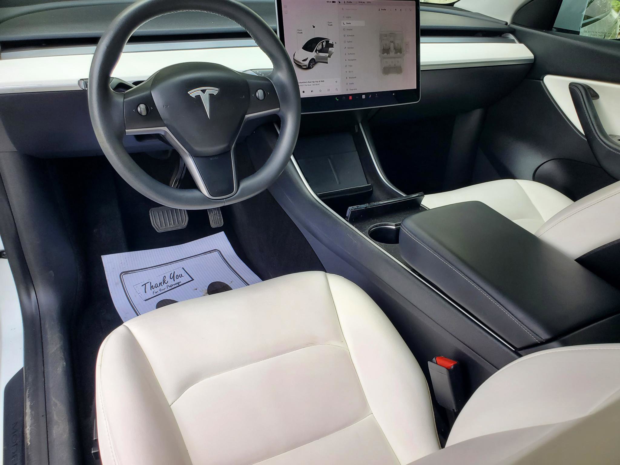 Used 2021 Tesla Model Y Long Range image 31
