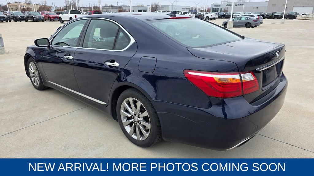 Used 2011 Lexus LS 460 AWD image 3