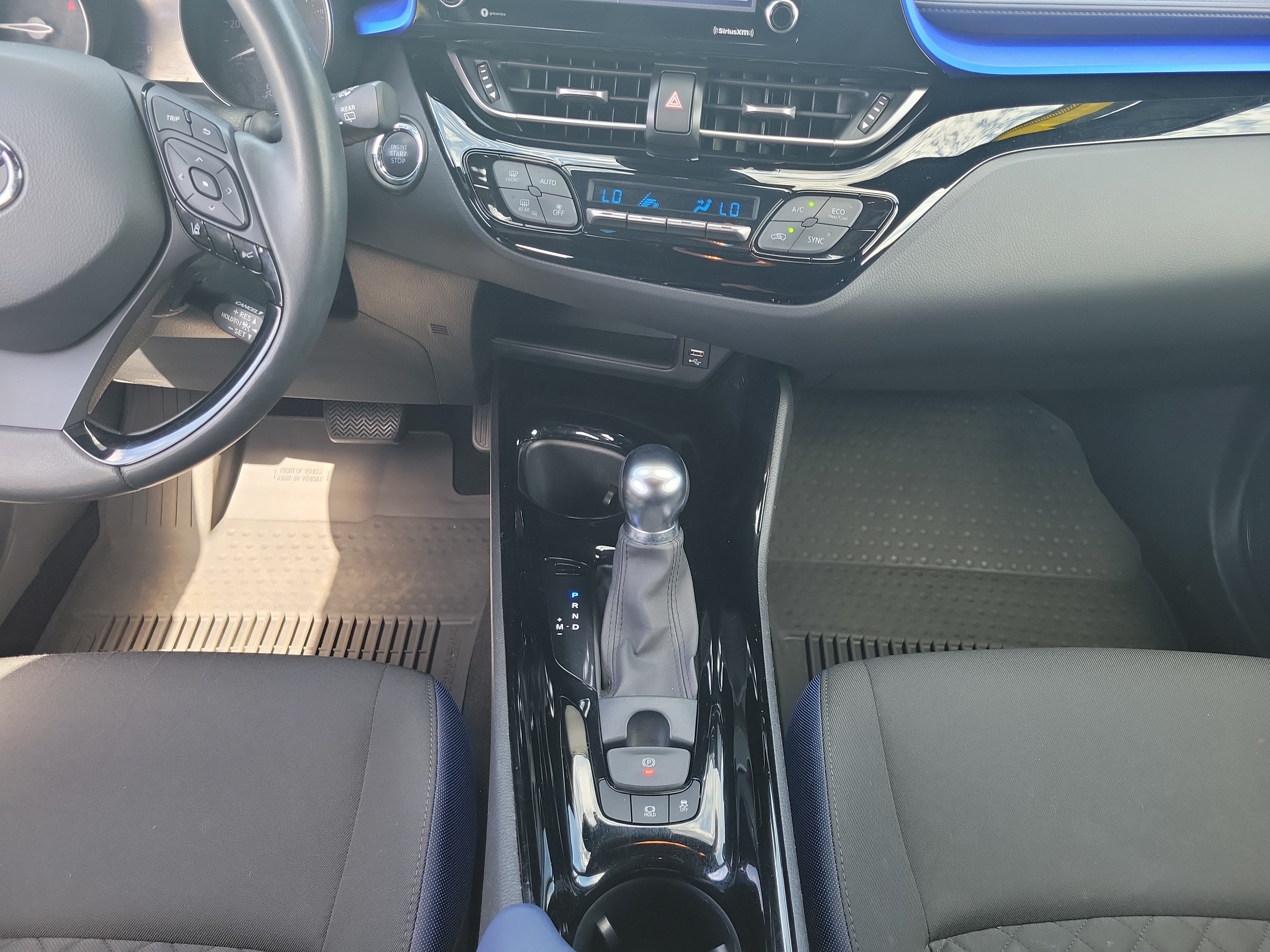 Used 2021 Toyota C-HR XLE FWD image 17