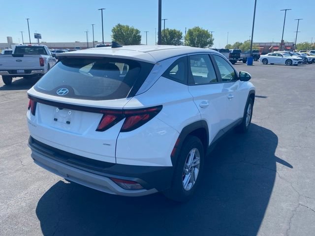Used 2025 Hyundai Tucson SE AWD/4WD image 6