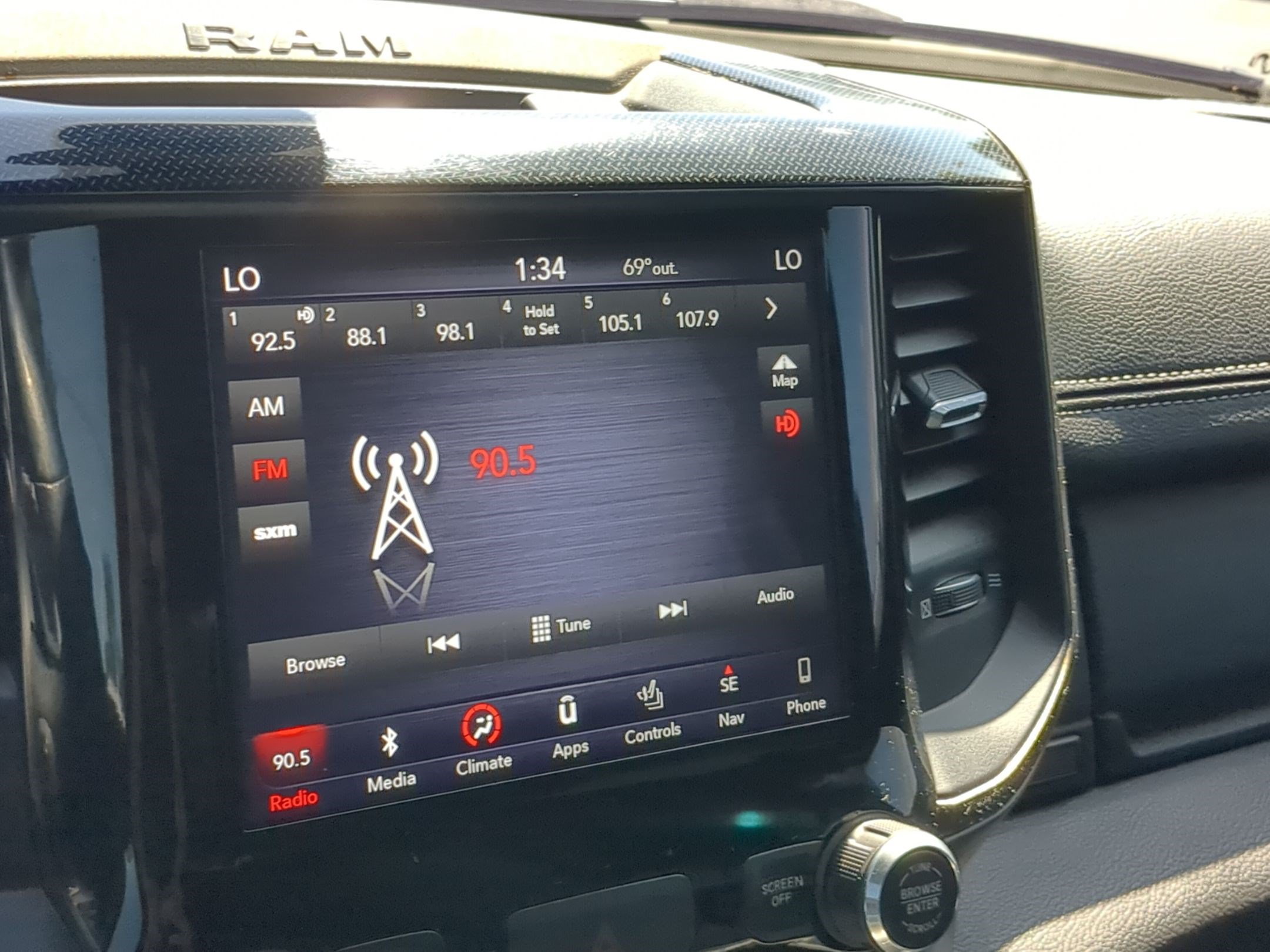 Used 2019 RAM 1500 Sport w/ Level 2 Equipment Group AWD/4WD image 24