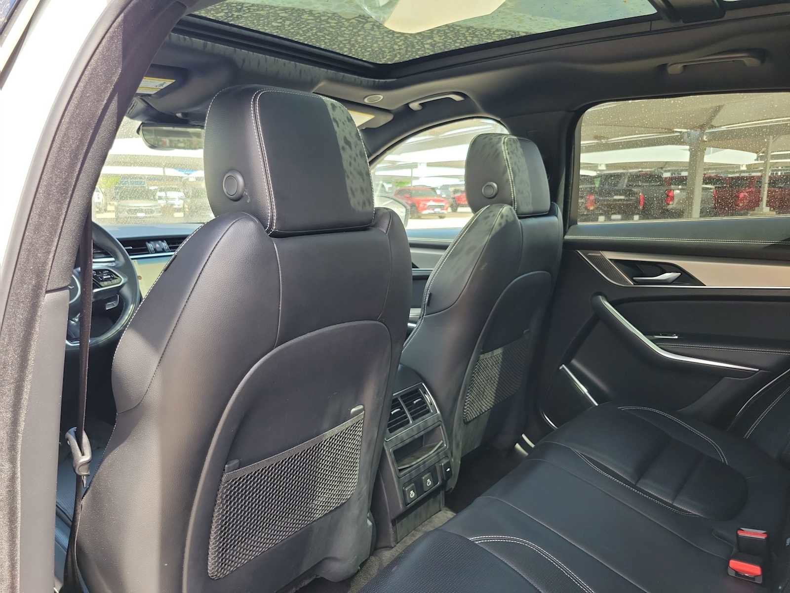 Used 2024 Jaguar F-PACE R-Dynamic S AWD/4WD image 16