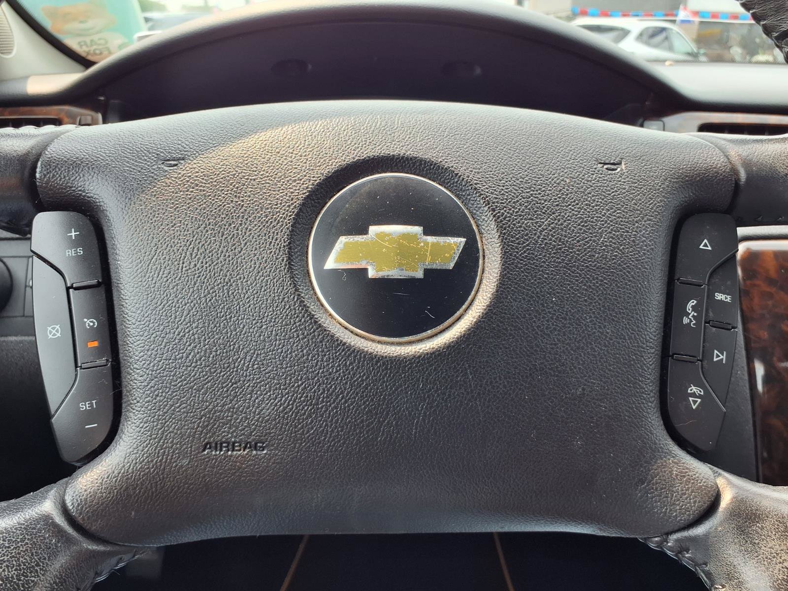 Used 2013 Chevrolet Impala LTZ FWD image 16