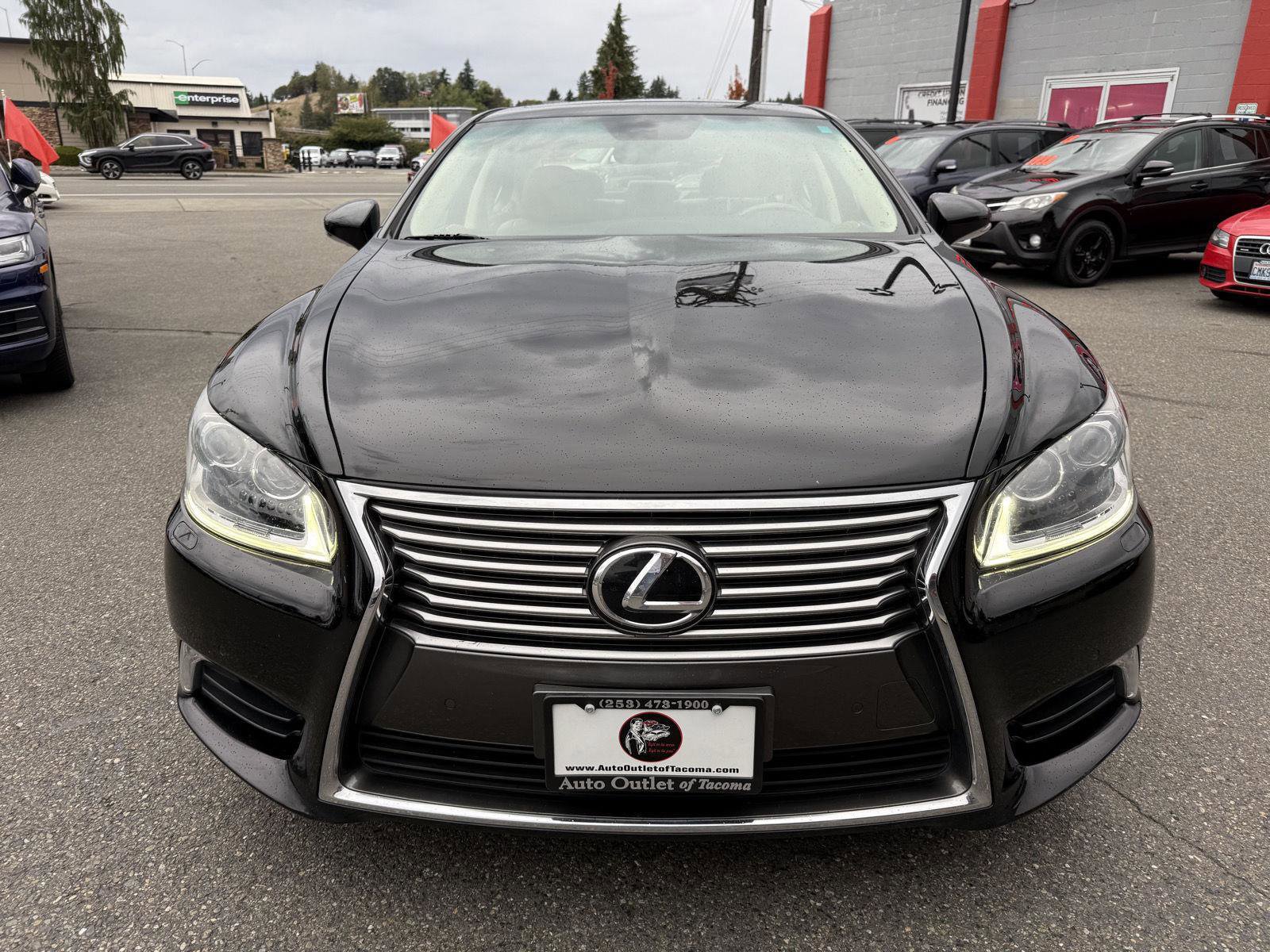 Used 2013 Lexus LS 460 image 3