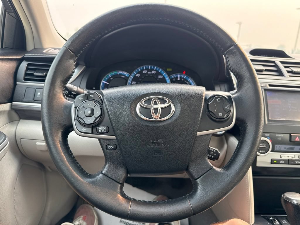 Used 2012 Toyota Camry XLE w/ Leather Pkg FWD image 12