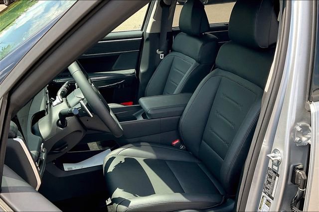 New 2025 Hyundai Santa Fe Limited image 9