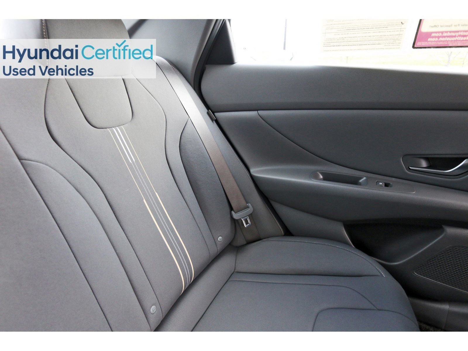 Used 2025 Hyundai Elantra Sport FWD image 15
