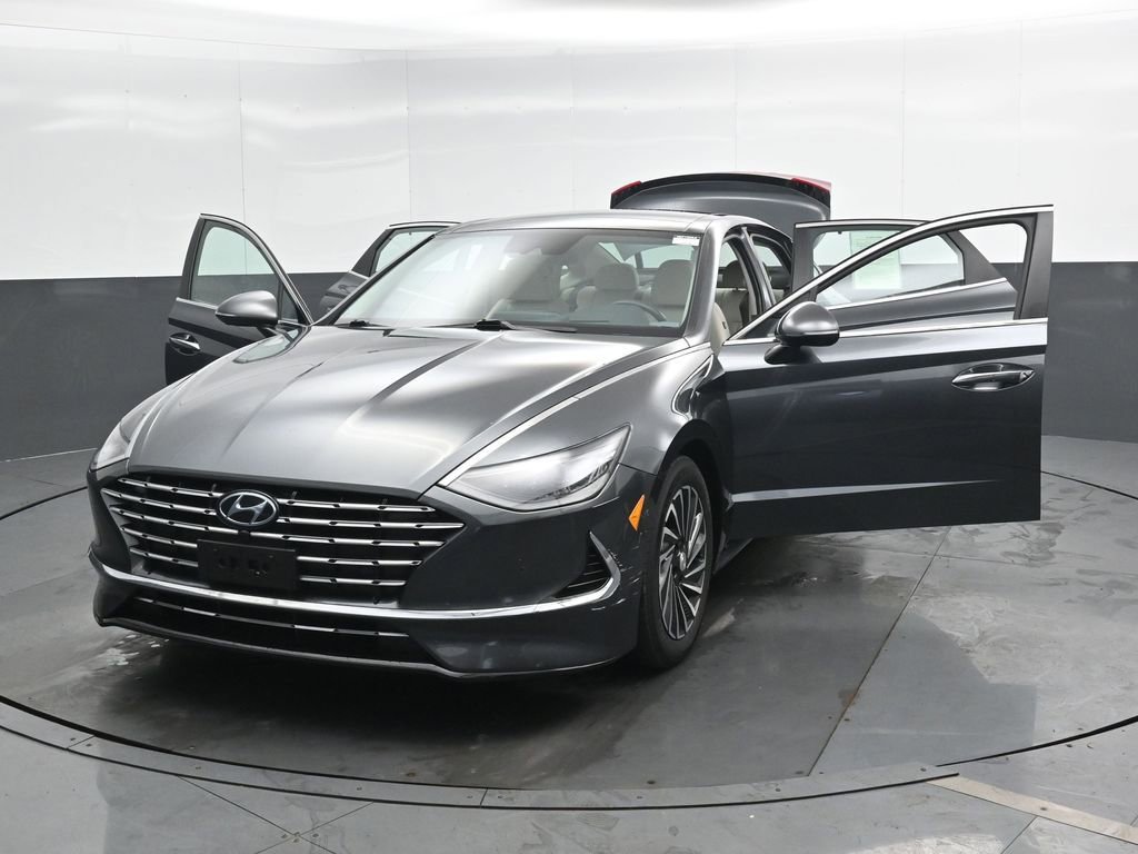 Certified 2023 Hyundai Sonata Limited w/ Cargo Package image 47